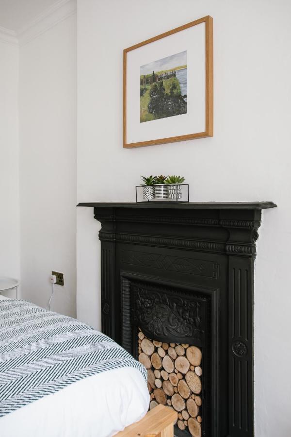 Cosy Period Cottage 2Min Walk To The Beach Portrush Buitenkant foto