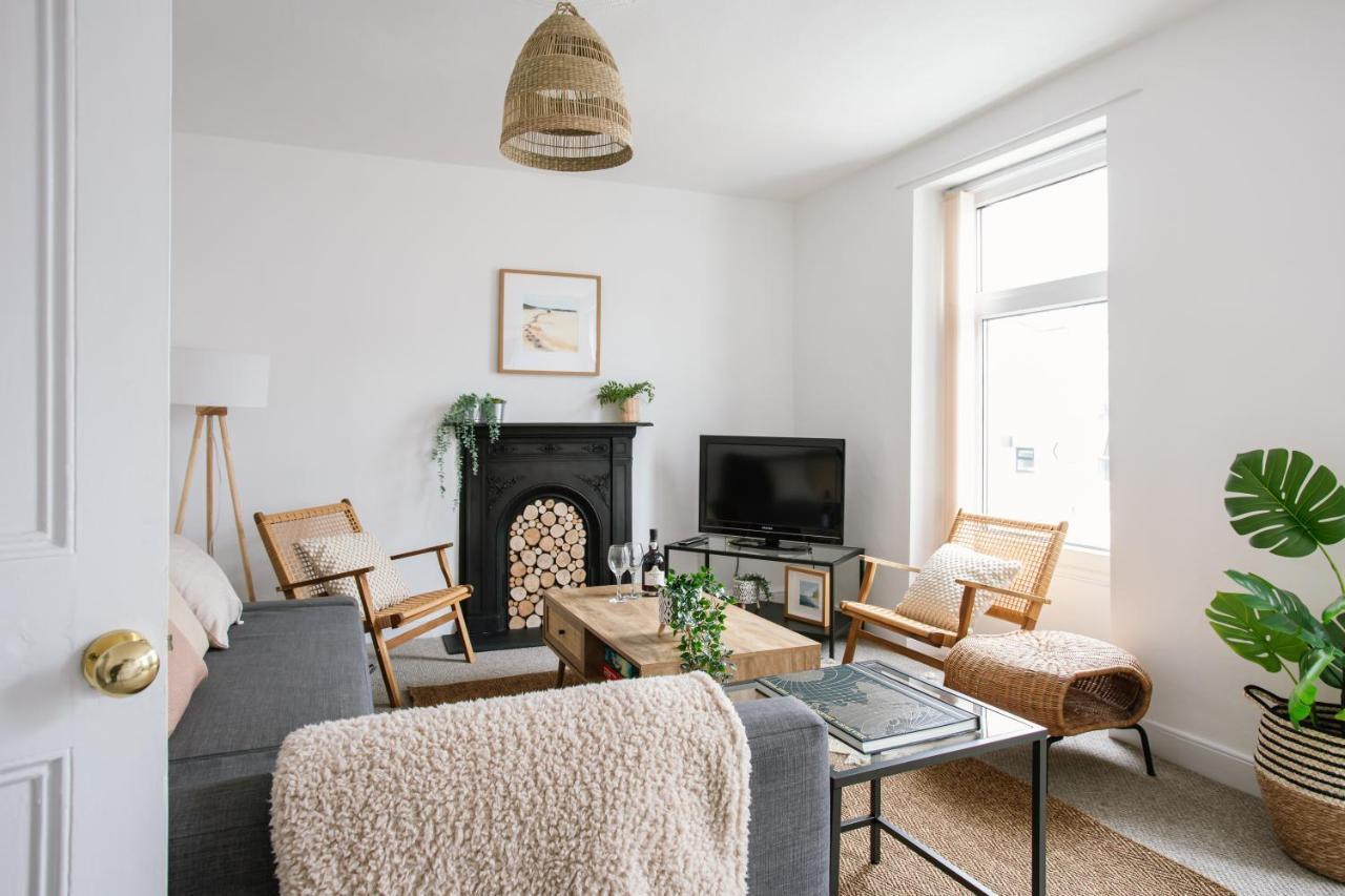 Cosy Period Cottage 2Min Walk To The Beach Portrush Buitenkant foto