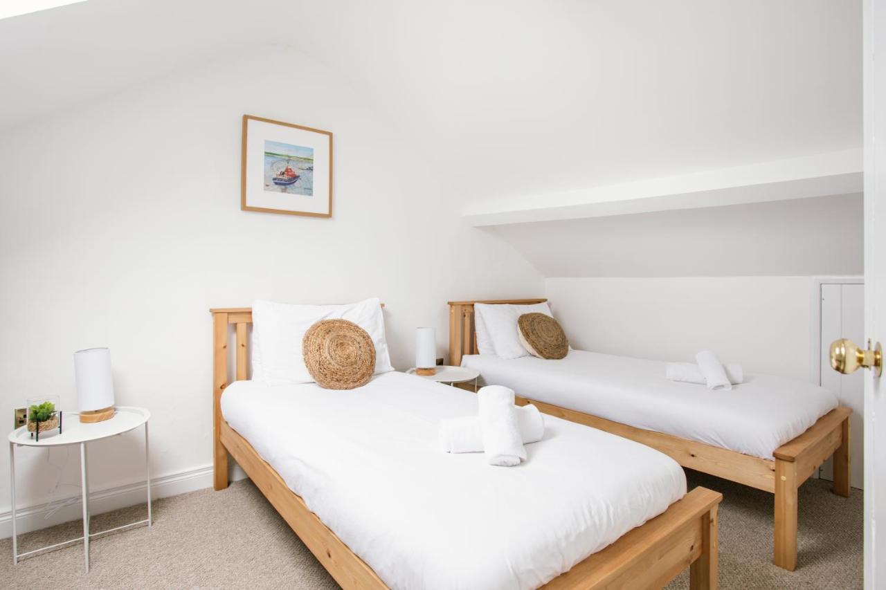 Cosy Period Cottage 2Min Walk To The Beach Portrush Buitenkant foto