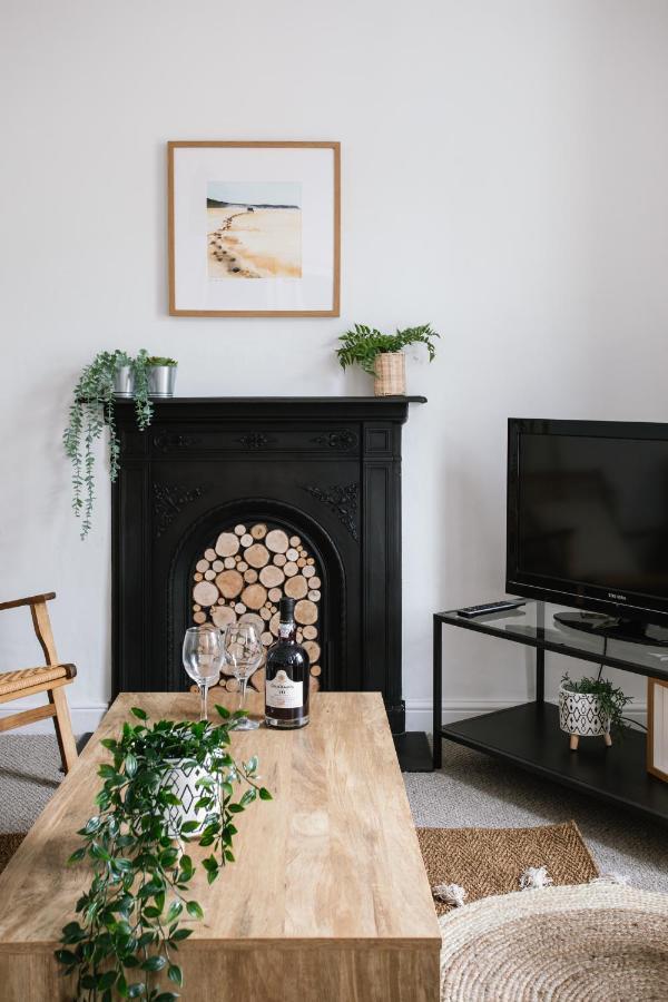 Cosy Period Cottage 2Min Walk To The Beach Portrush Buitenkant foto